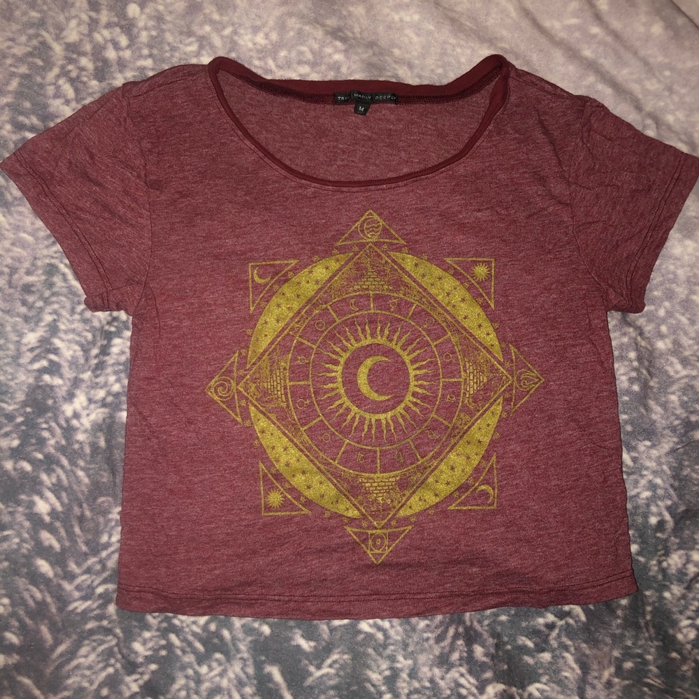Urban Cropped Graphic Tee